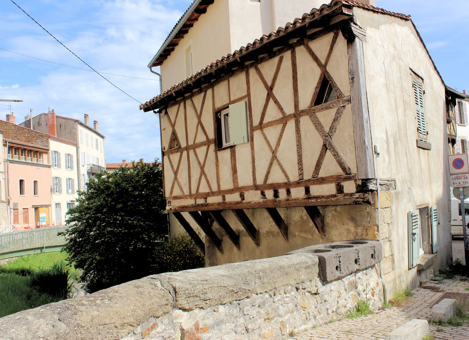 Mesure publique, maison du Poids public : Façades sud et ouest, vue générale