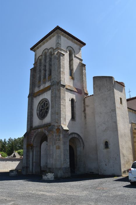 Eglise Saint-Vital et Saint-Agricol : Façade occidentale, vue générale