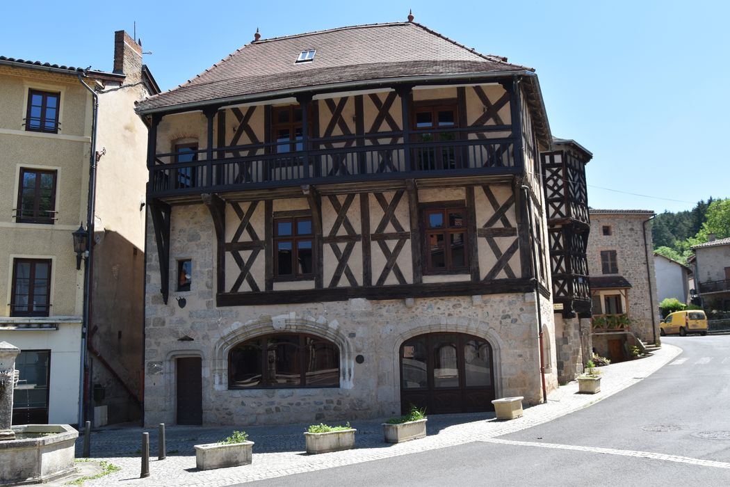 Maison : Façade ouest, vue générale