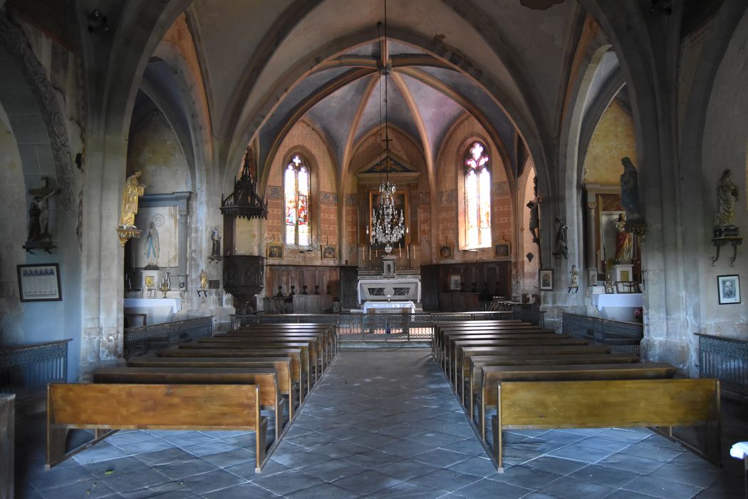 Eglise Saint-Jean-Baptiste : Nef, vue générale