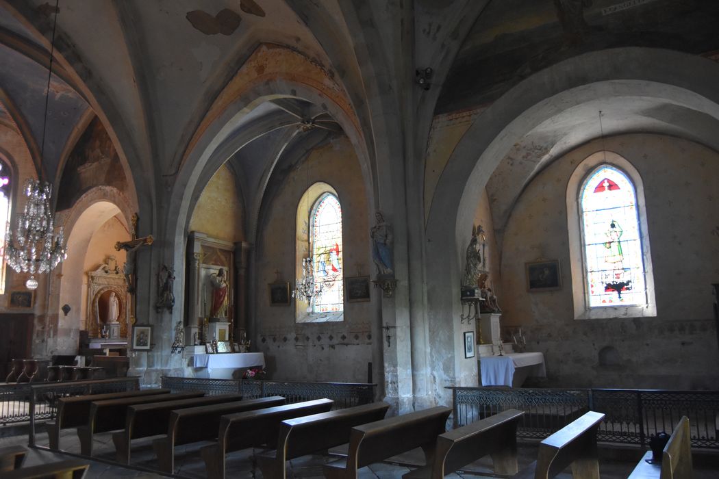 Eglise Saint-Jean-Baptiste : Chapelles latérales sud, vue générale