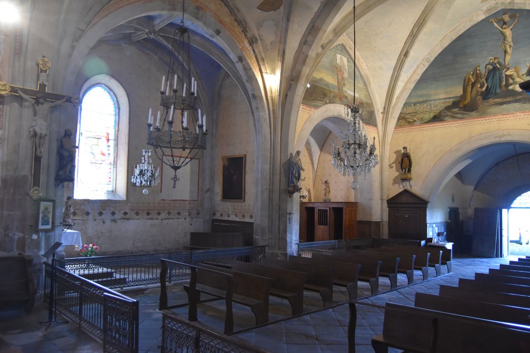 Eglise Saint-Jean-Baptiste : Nef, vue partielle