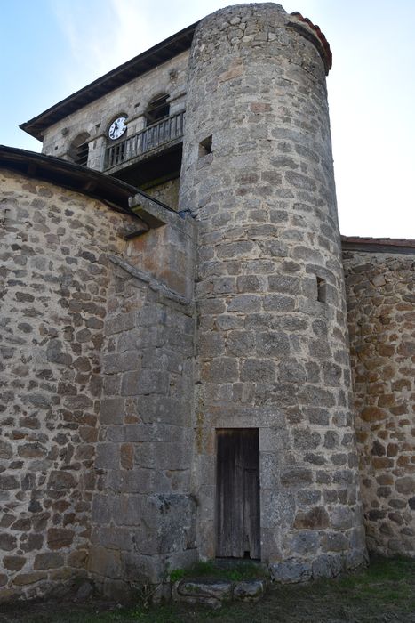 Eglise Saint-Victor : Tour d'escalier, vue générale