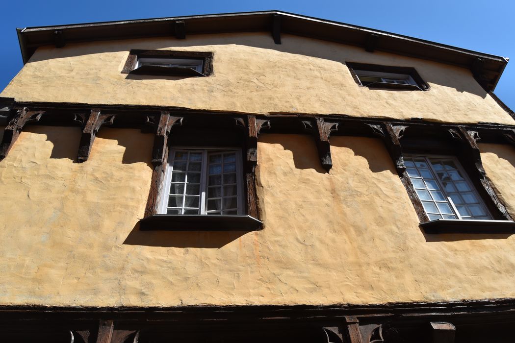 Maison à pans de bois : Façade sud, vue partielle