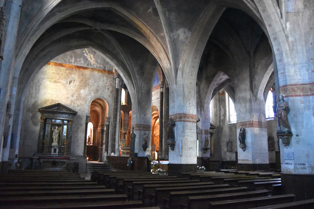 Eglise Saint-Etienne : Collatéral nord, vue générale