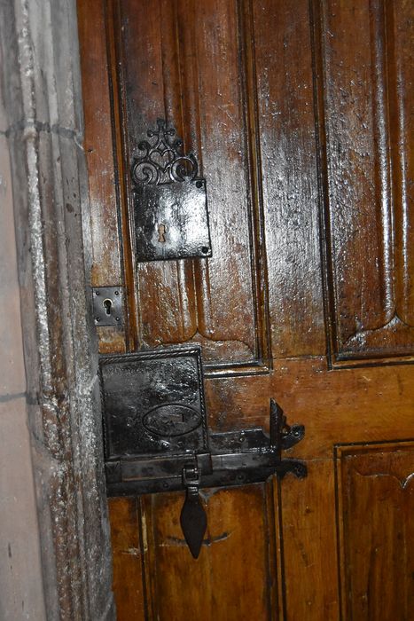 serrure du vantail de la porte de la sacristie