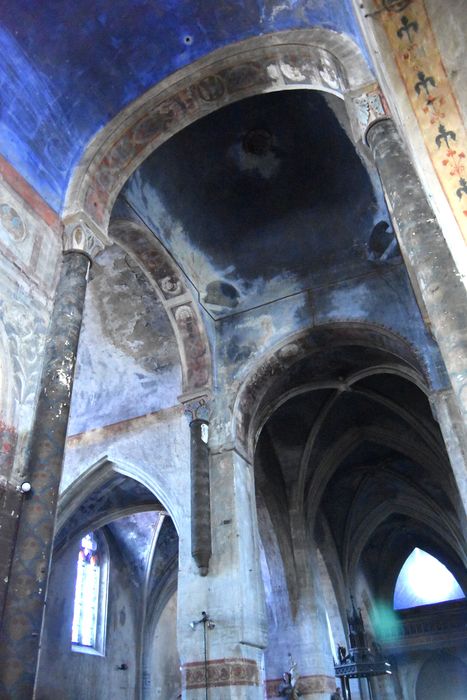 Eglise Saint-Etienne : Nef, vue partielle