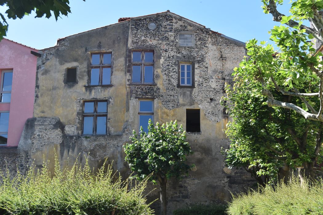 Ancienne commanderie du Temple, à Montferrand : Façade nord, vue générale