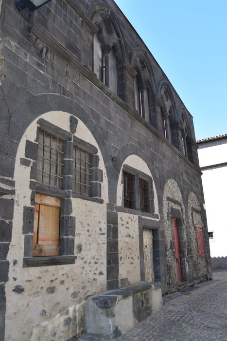 Hôtel de la Chanterie, à Montferrand : Façade sur rue, vue générale