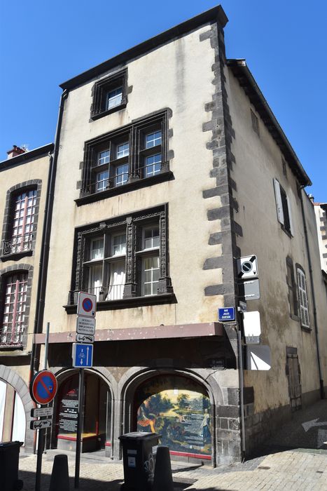 Maison ou hôtel de Lignat, à Montferrand : Façade sur rue, vue générale