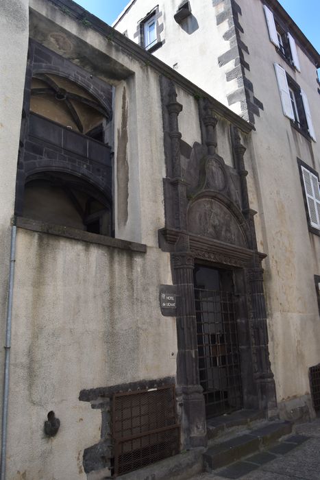 Maison ou hôtel de Lignat, à Montferrand : Portail d'accès rue du Languedoc