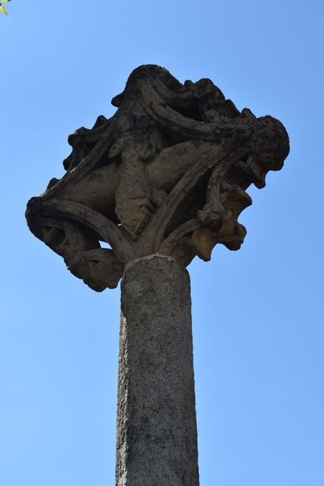 Croix grecque, vue partielle