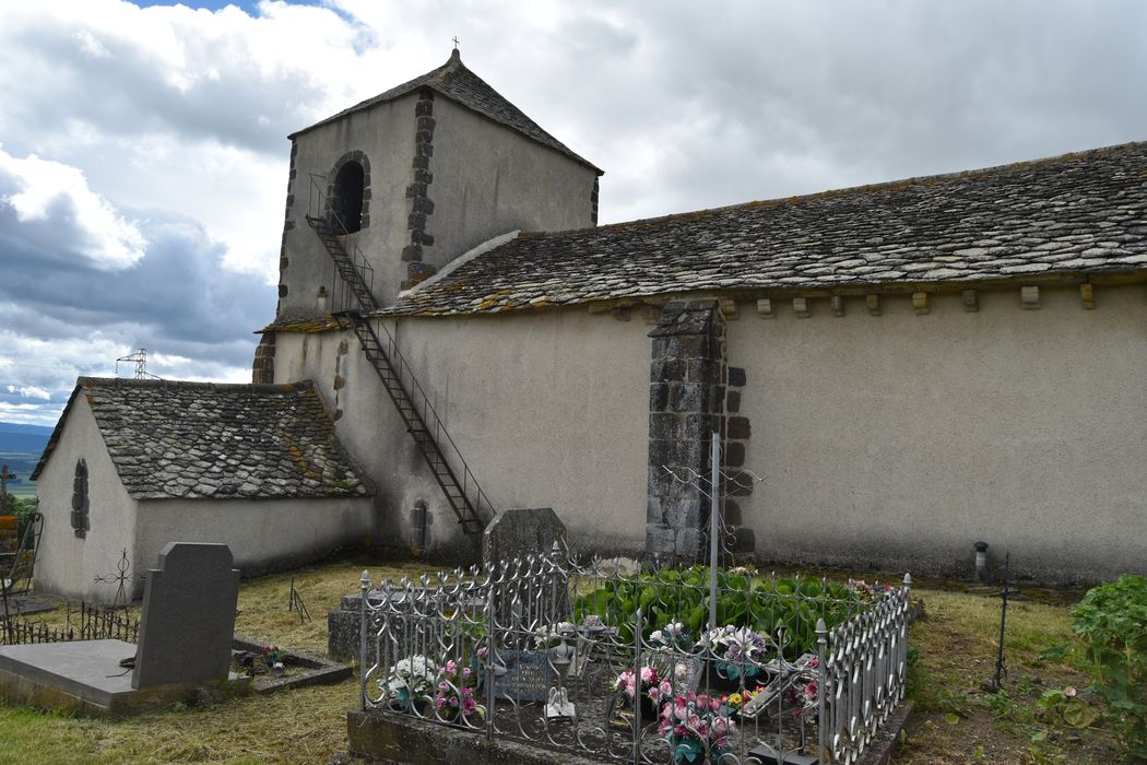 Eglise Saint-Mary de Colamine : Façade latérale nord, vue partielle