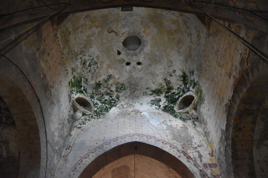 Eglise Sainte-Couronne : Voûte de la croisée du transept