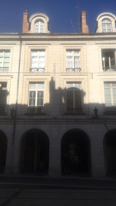 Maison : Façade sur rue, vue générale