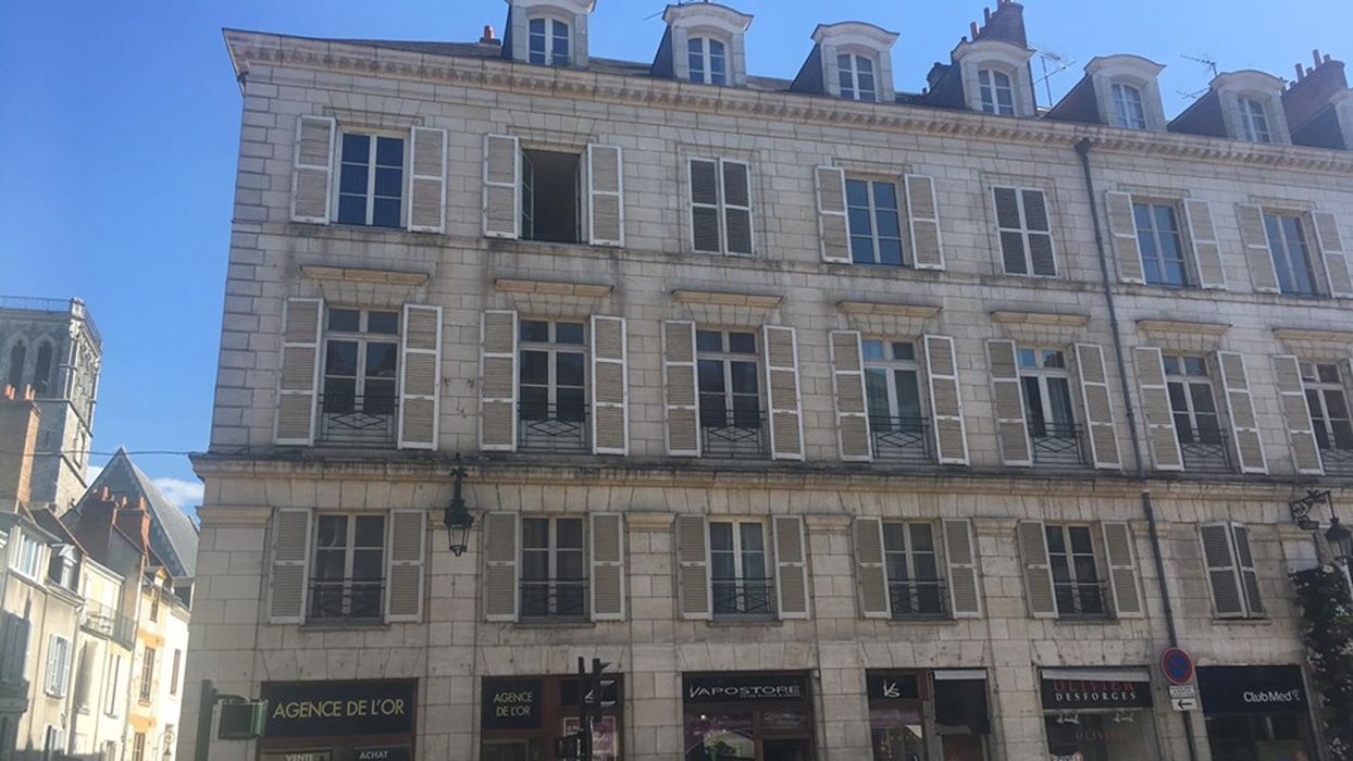 Immeuble : Façade sur rue, vue générale