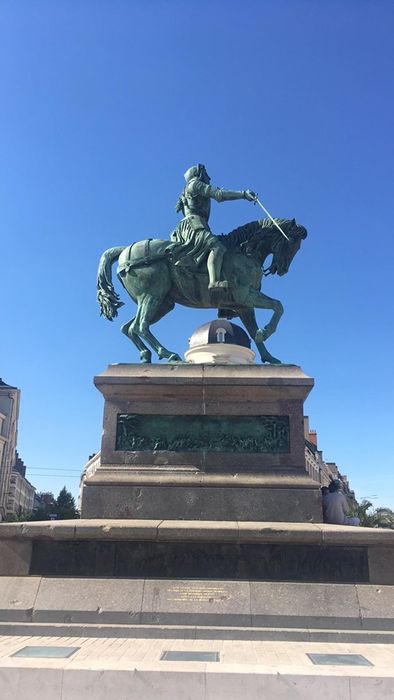 Monument équestre à Jeanne d'Arc : Vue générale