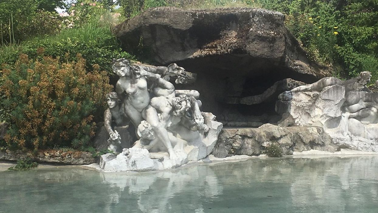 Fontaine monumentale dite « La Source humaine » : Vue partielle