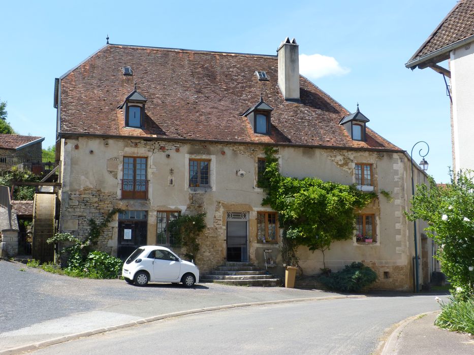 Ancien moulin de Baissey : Façade est, vue générale