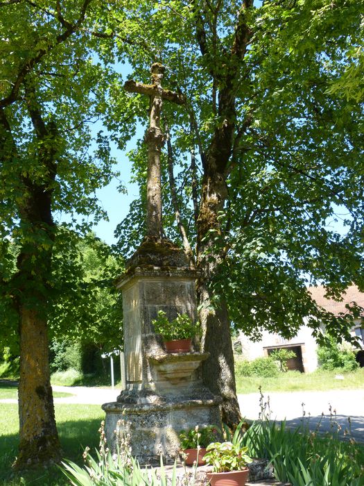 Croix Renaissance, vue générale