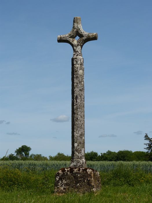 Croix monumentale, vue générale