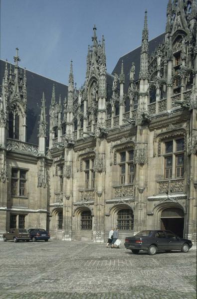 Façade sur cour intérieure