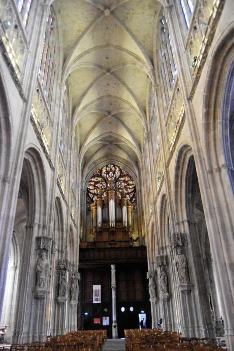 Eglise Notre-Dame : Nef, vue générale