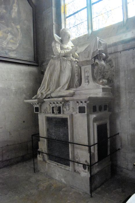 monument funéraire de Marie Maignart (pirant)