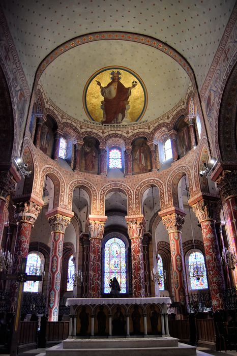 Eglise Saint-Austremoine : Choeur, vue générale