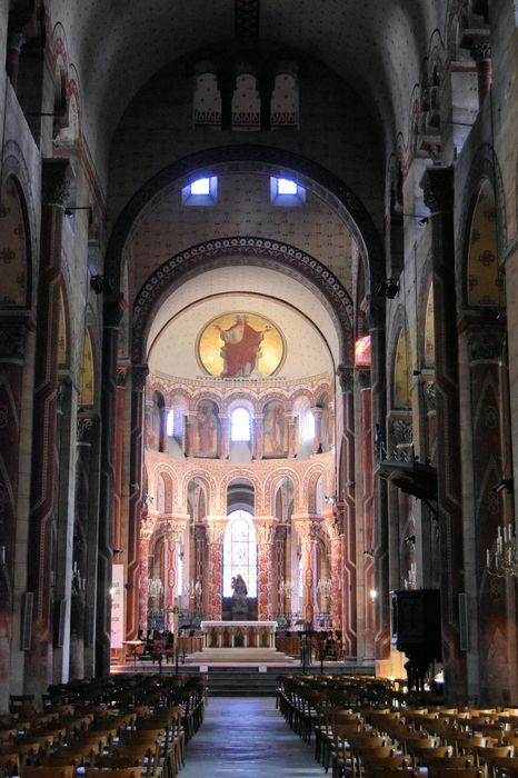 Eglise Saint-Austremoine : Choeur, vue générale