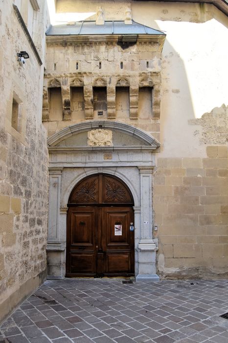 Hôtel de Clérieu : Porte d'accès sur rue, vue générale