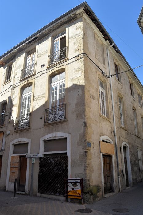 Hôtel du Puy de Peyrins, dit aussi du Puy-Montbrun (ancien) : Façades sur rues, vue partielle