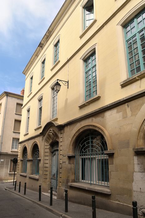 Hôtel des Ponts-et-Chaussées : Façade sur rue, vue générale