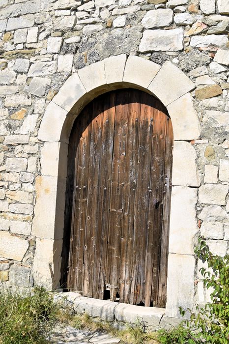 Chapelle Saint-Marcel : Portail d'accès sud, vue générale