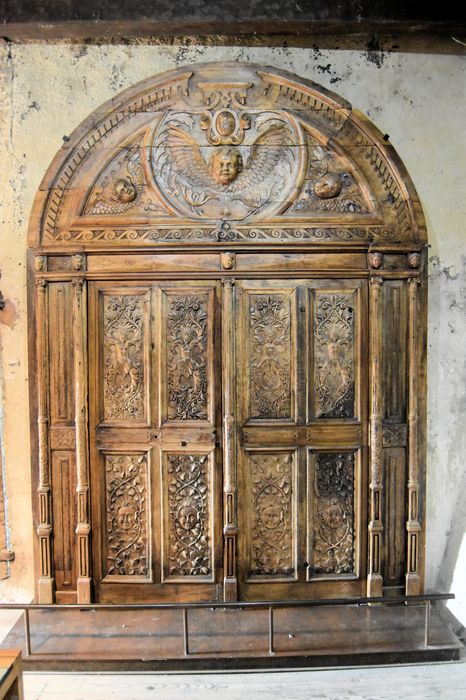 vantaux, fronton de porte de la salle du conseil - © Ministère de la Culture (France), Médiathèque du patrimoine et de la photographie, diffusion RMN-GP