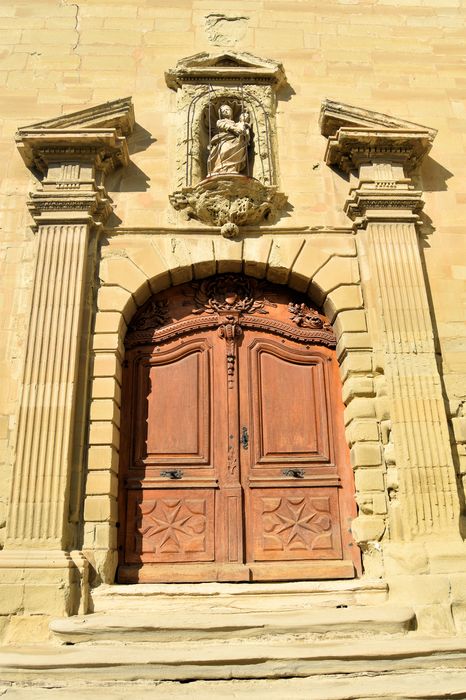 Chapelle de la Visitation (ancienne), actuellement chapelle de l'hôpital : Portail sud, vue générale