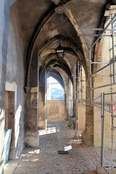 Chapelle des Cordeliers (ancienne) : Passage couvert ouest, vue générale