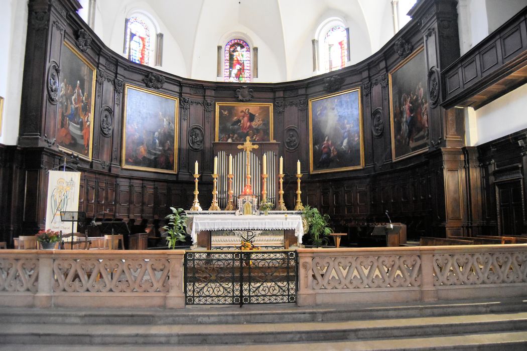 lambris de revêtement, tableaux : Le Mariage de la Vierge, La Présentation de la Vierge au Temple, L'Assomption, L'Annonciation, Sainte Anne et la Vierge