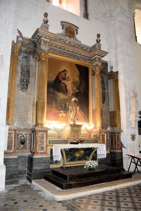 retable, tableau : La Vierge et l'Enfant Jésus couronnant de roses un saint - © Ministère de la Culture (France), Médiathèque du patrimoine et de la photographie, diffusion RMN-GP
