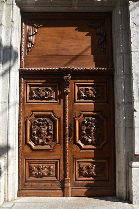 Temple protestant : Portail occidental, vue générale