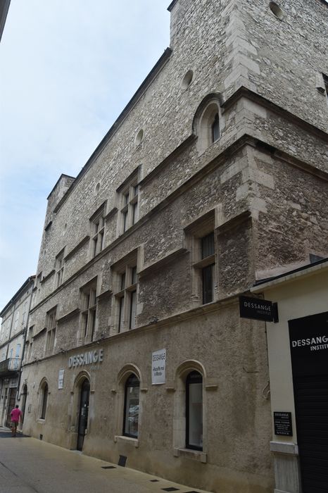 Maison dite de Diane de Poitiers : Façade sud, vue générale