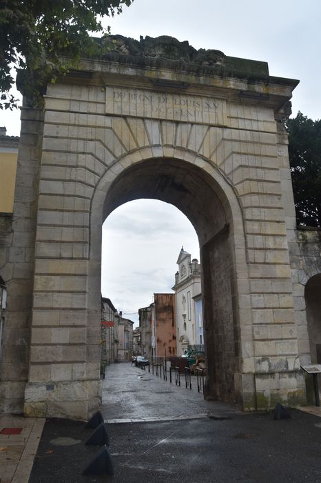 Porte Saint-Martin : Elévation nord, vue générale