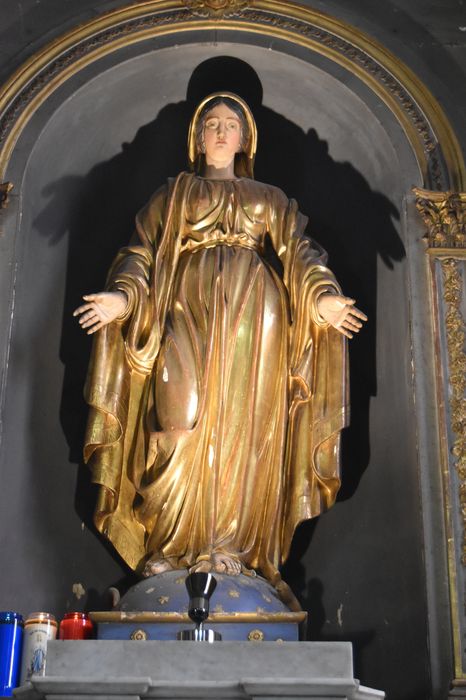 Statue : Vierge de l'Immaculée Conception