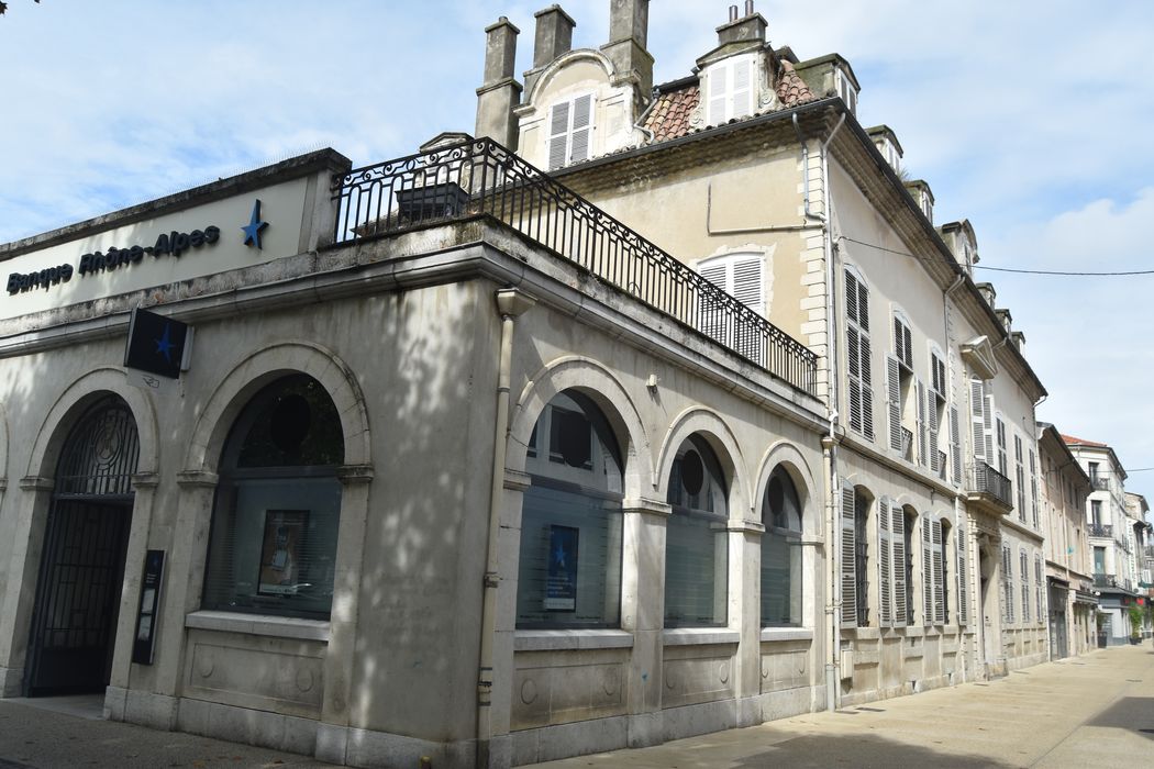 Hôtel du Puy-Montbrun : Façade sur rue, vue générale