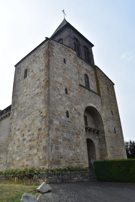 Eglise Sainte-Martine : Façade occidentale, vue générale