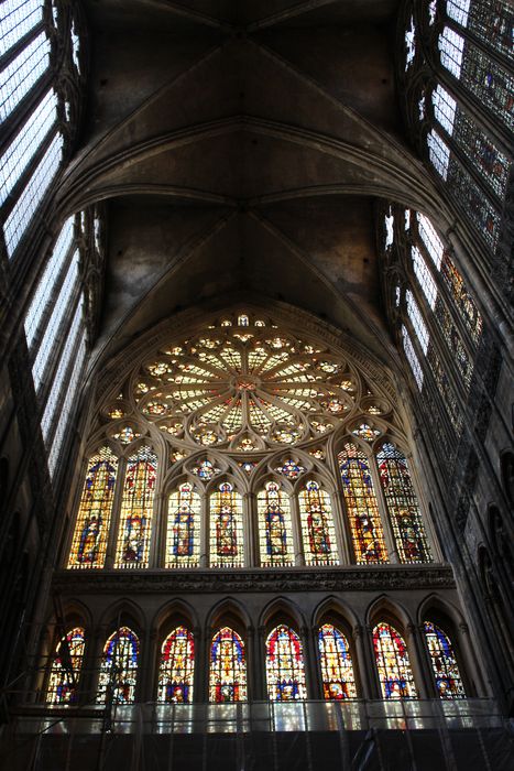 Cathédrale Saint-Etienne : Verrières occidentales, vue générale