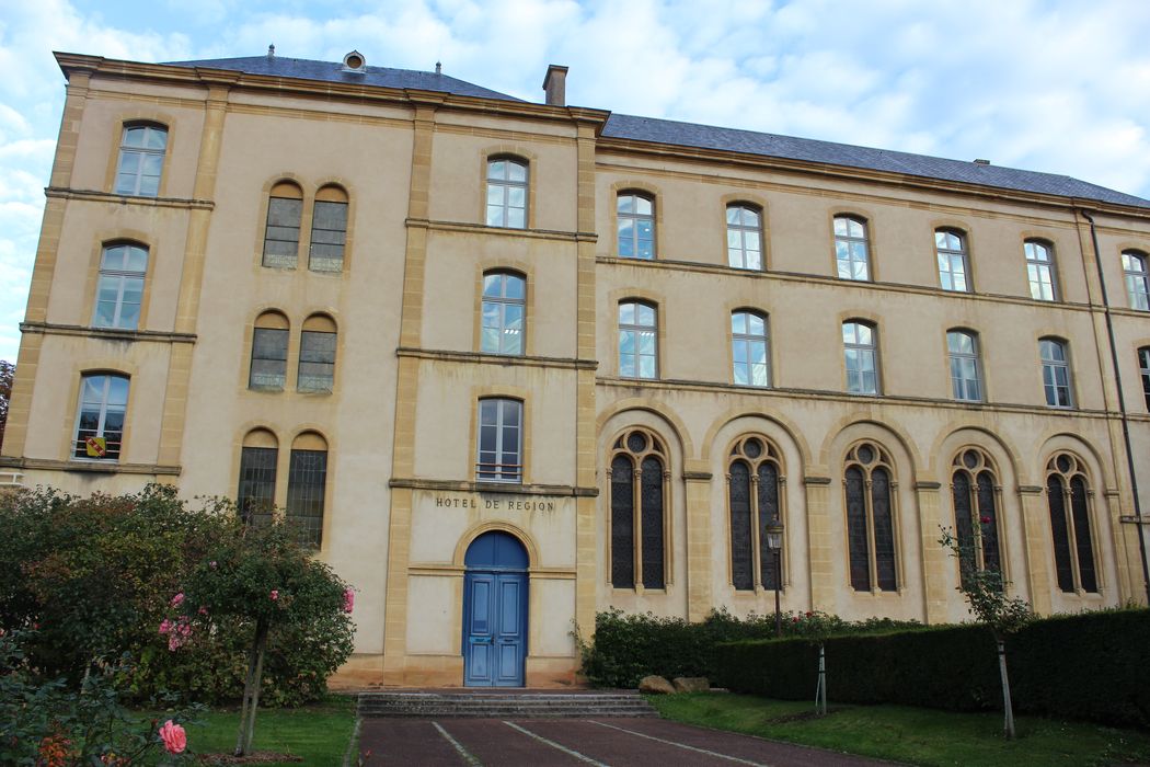 Collège des Jésuites (ancienne abbaye Saint-Clément)