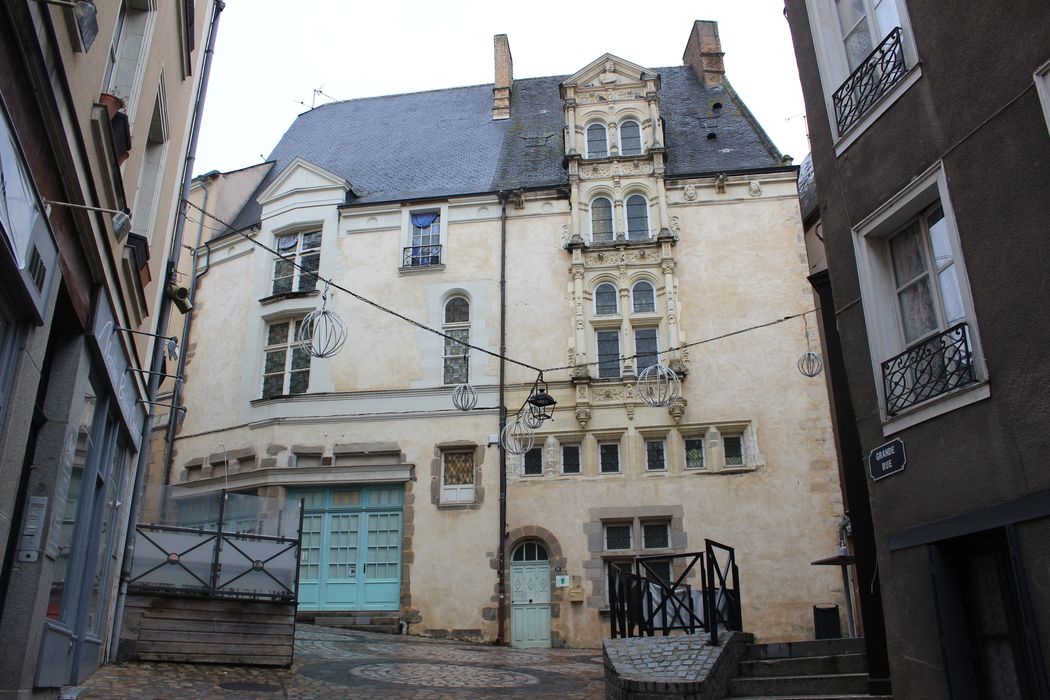 Maison Renaissance dite du Grand-Veneur : Façade sur rue, vue générale