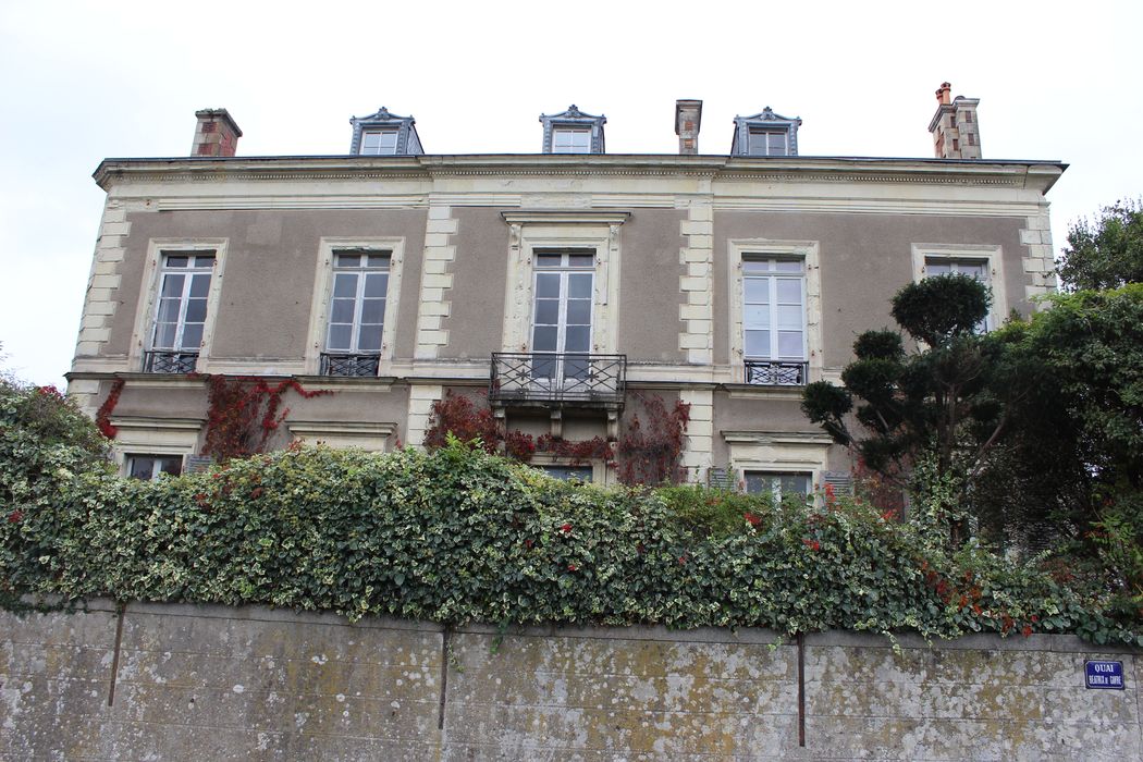 Hôtel particulier Dutreil : Façade ouest, vue partielle