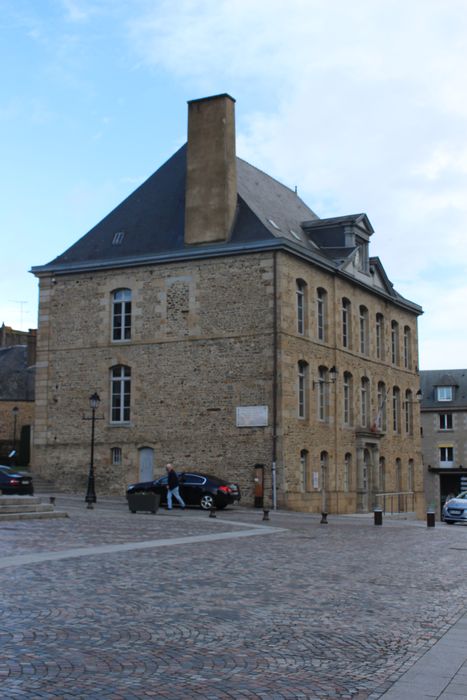 Ancien hôtel de la Belinaye : Façades sud et est, vue générale